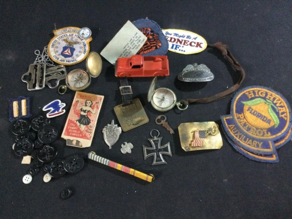 Lot 121: Vintage Mix Lot