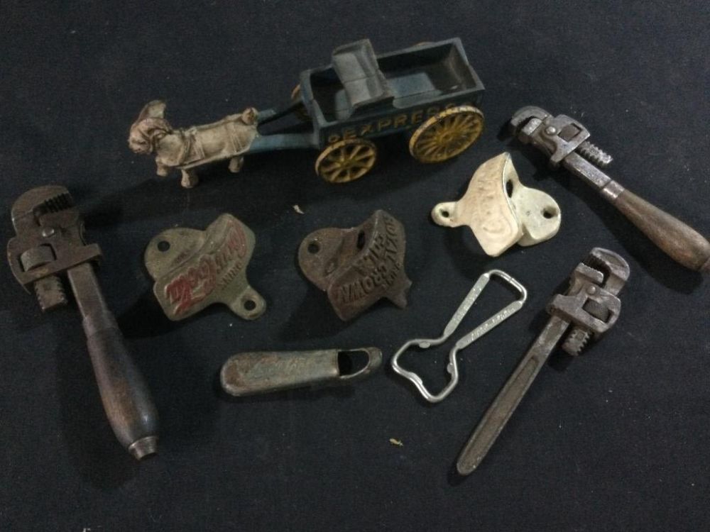 Lot 133: Antique Mix Lot