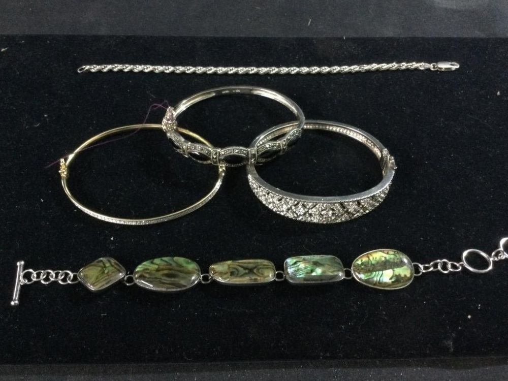 Lot 135: Sterling Jewelry