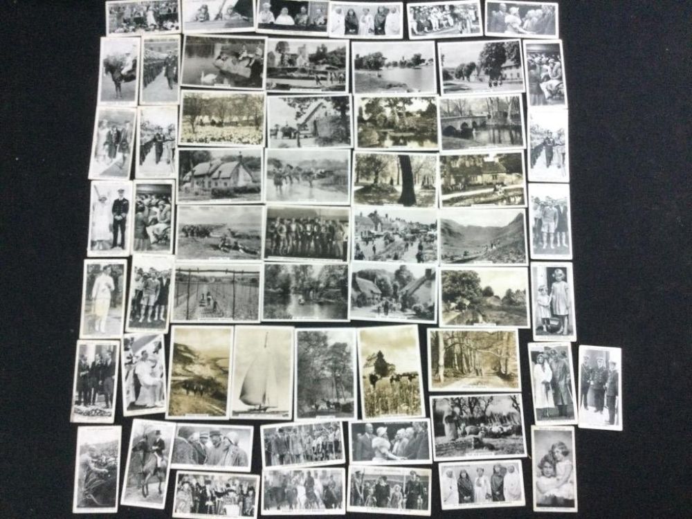 Lot 140: Antique Cigarrettte Cards