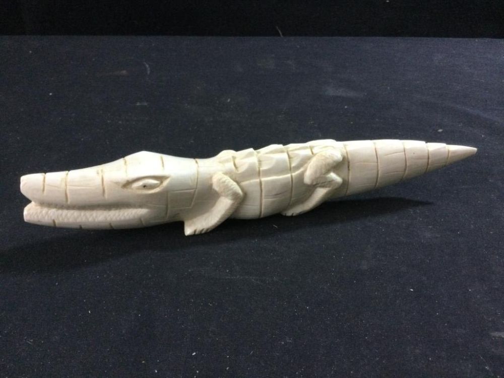 Lot 167: Carved  Gator