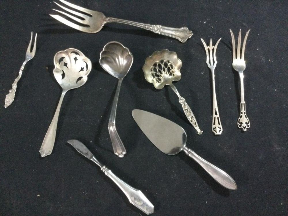 Lot 185: Sterling Silver Flatware Utensils
