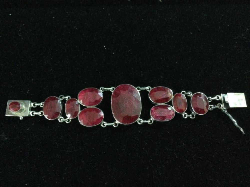 Lot 191: Antique Sterling Gemstone Bracelet