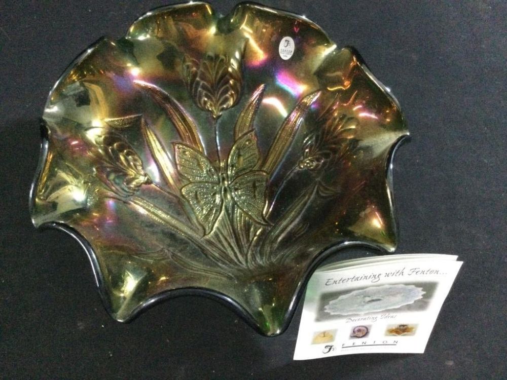 Lot 202: Fenton Glass Butterfly and Tulip Green Carnival