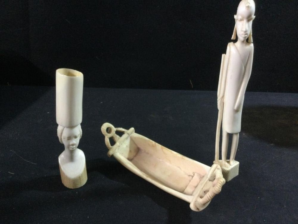Lot 265: Carved Statues