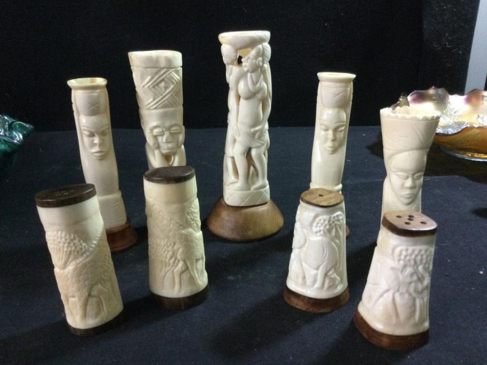 Lot 299: Carved Bone