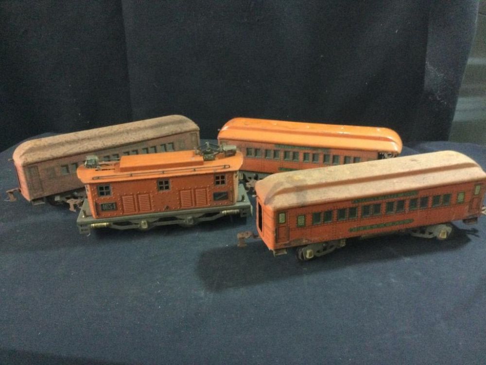 Lot 303: Vintage Trains