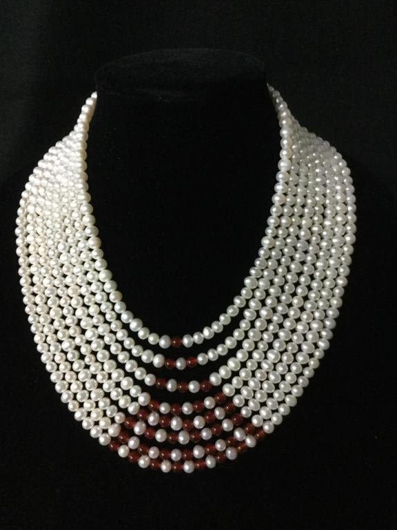 Lot 22: Pearl & Ruby Necklace