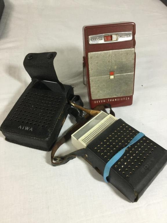 Lot 53: Vintage Transistor Radios