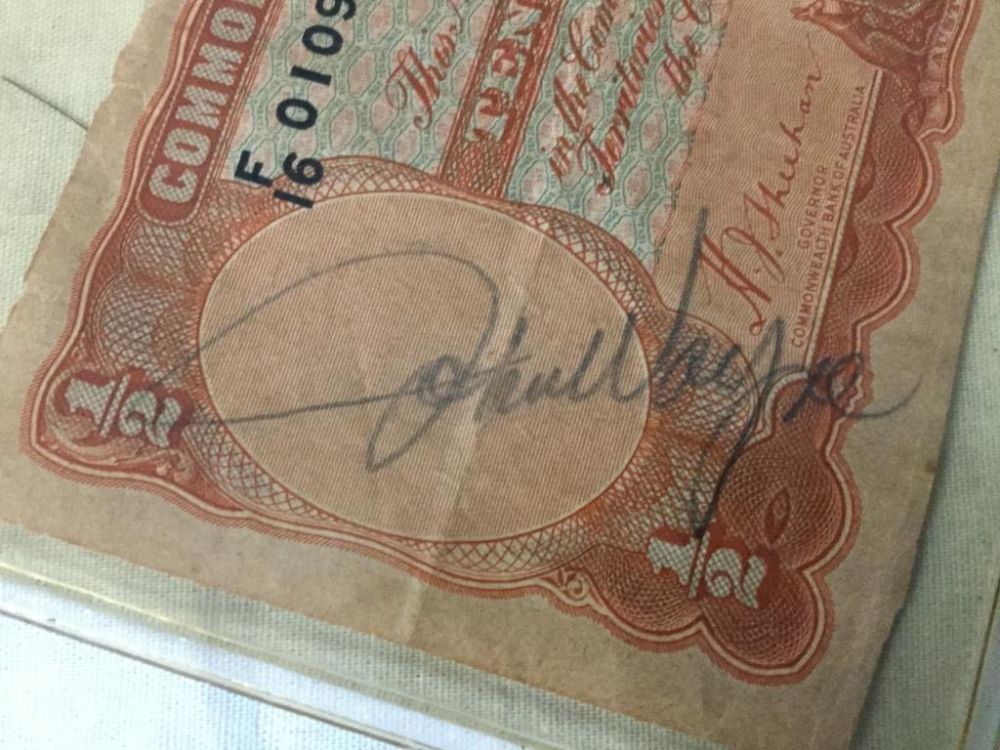 Lot 77: John Wayne Signed Ten Shillings