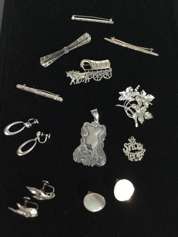 Lot 118: Sterling Jewelry