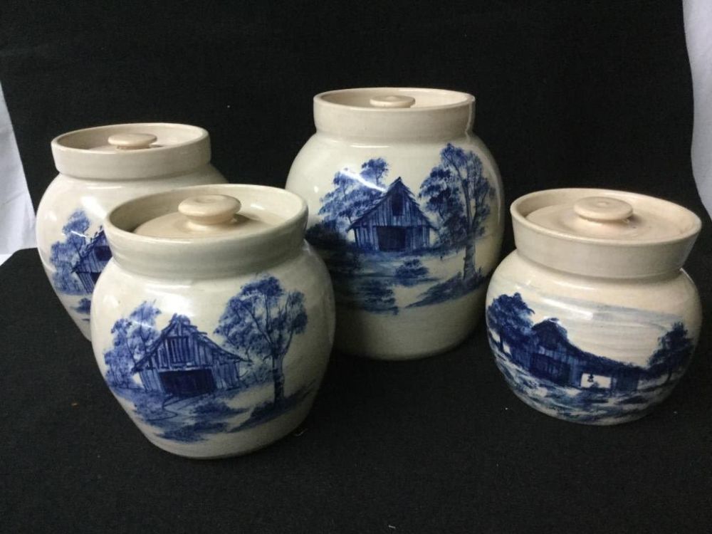 Lot 209: Vintage Pottery