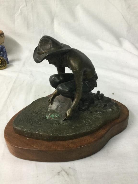 Lot 256: Mud Man