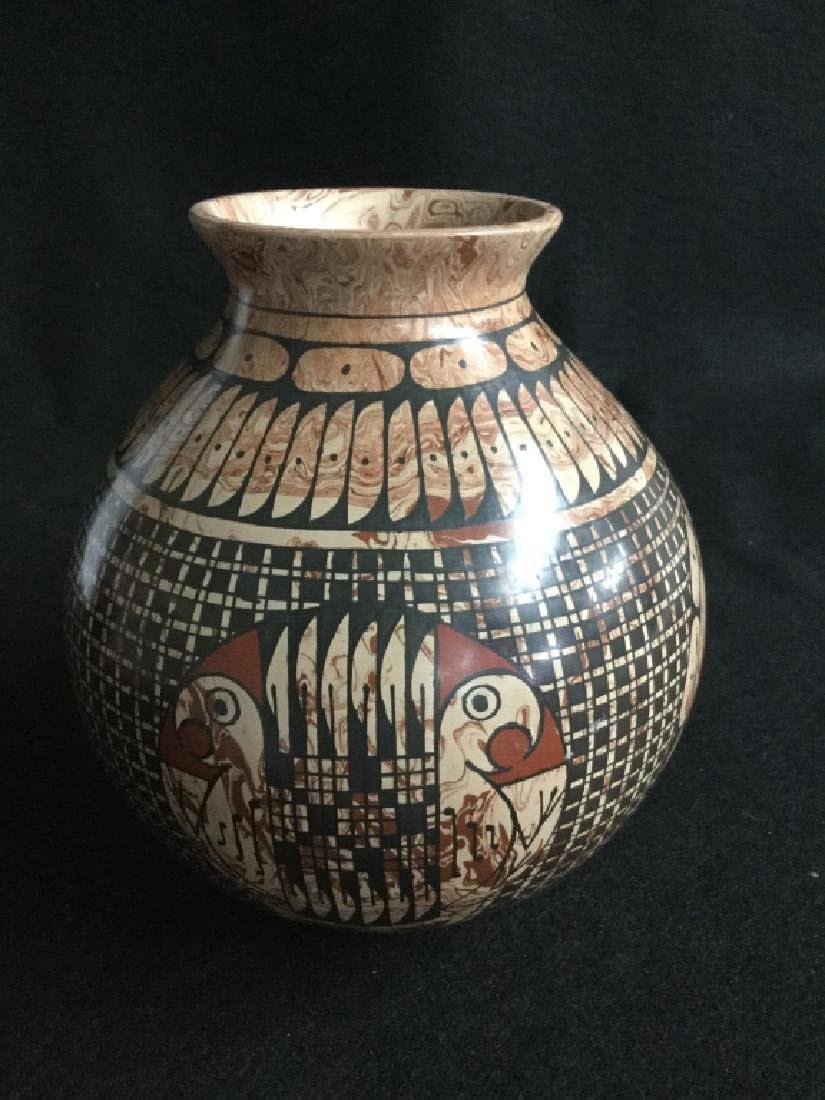 Lot 10: Ortiz Pottery