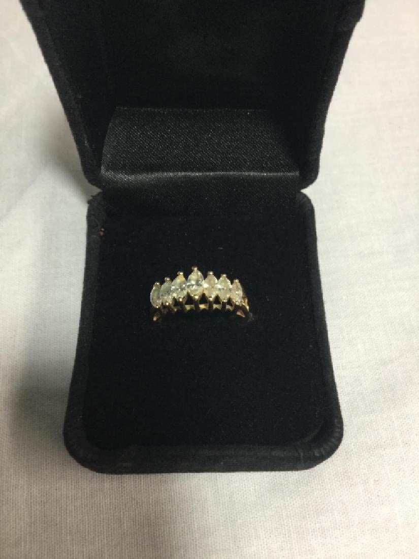 Lot 61: 14 kt Diamond Ring