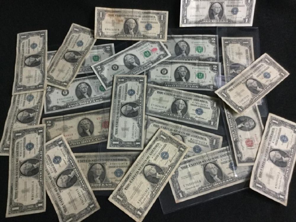 Lot 89: US Vintage Currency