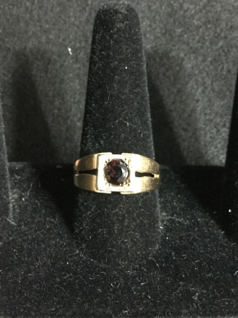 Lot 150: 14kt Men Gold Ring