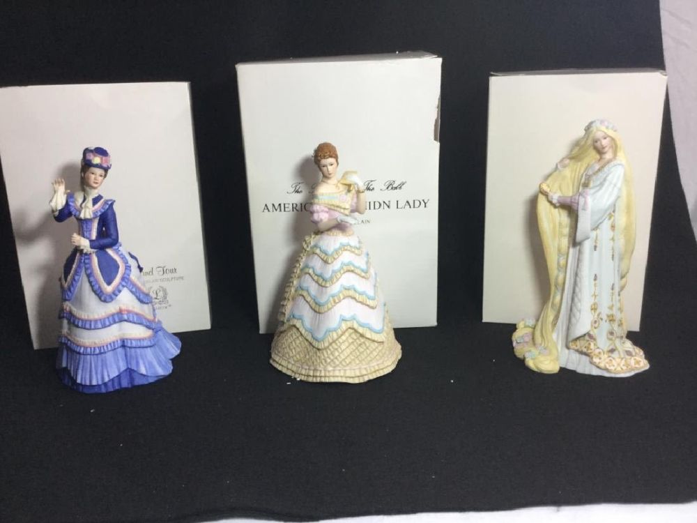 Lot 174: Lenox Figurines