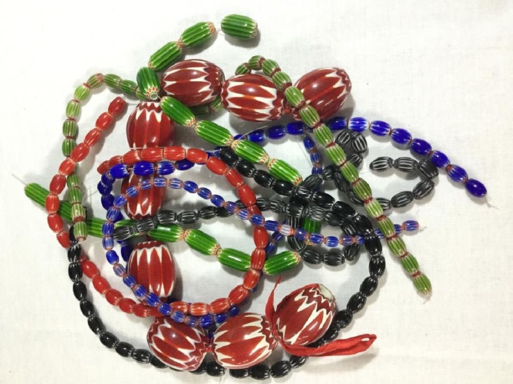 Lot 177: Chevron Beads