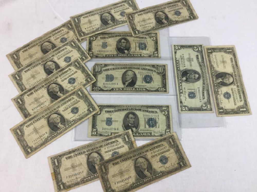 Lot 238: Silver Certificates