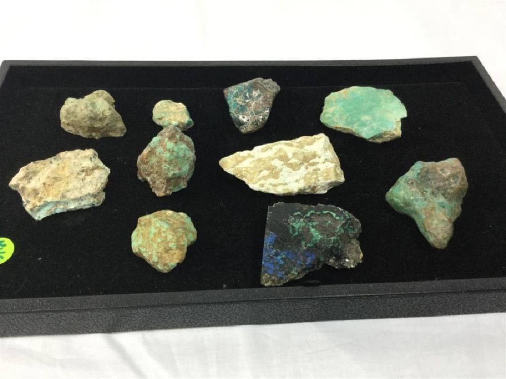 Lot 19: Tourquoise Specimen