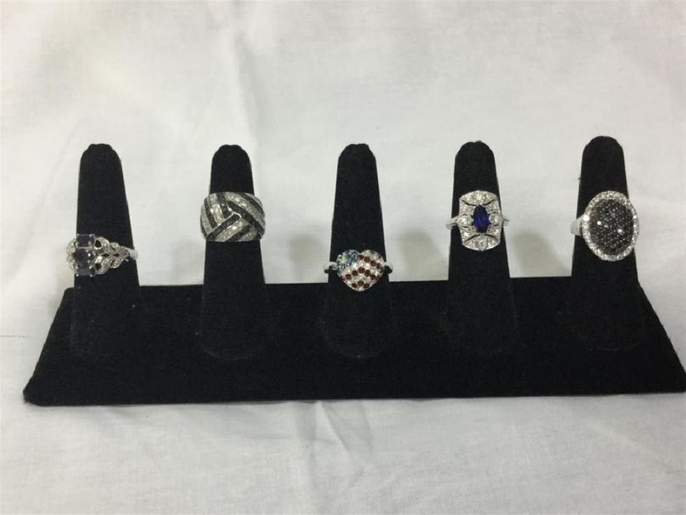 Lot 21: Sterling Rings