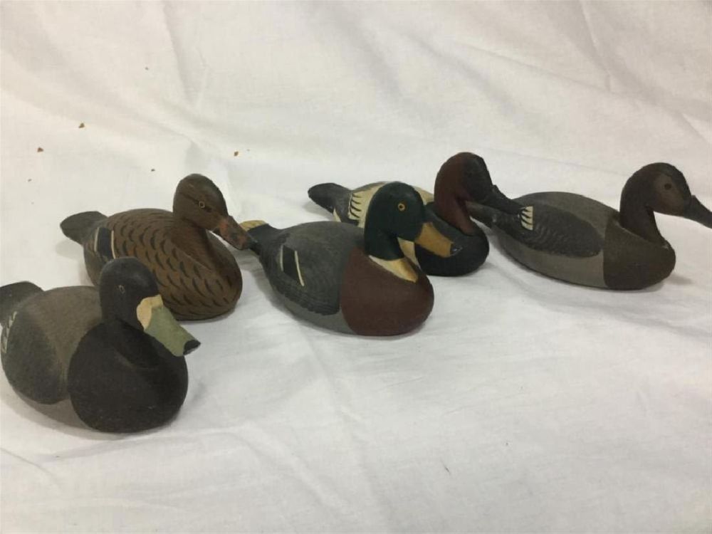 Lot 39: Duck decoys