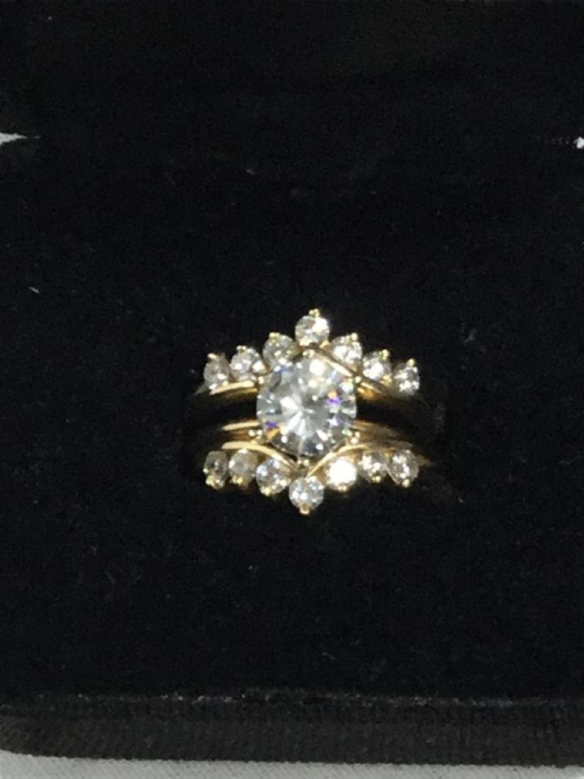 Lot 85: 14k Gold Ring