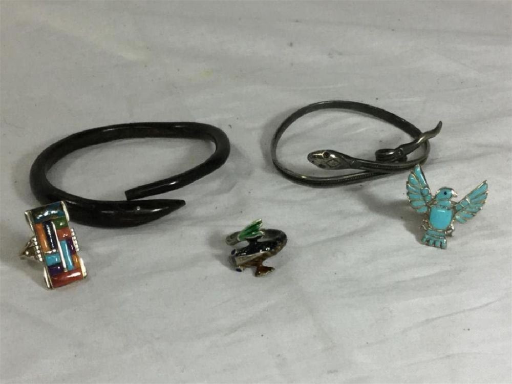 Lot 108: Jewelry Lot