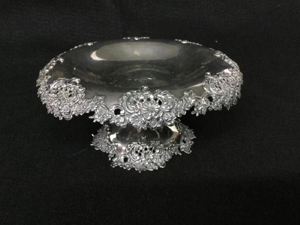 Lot 156: Tiffany Bowl