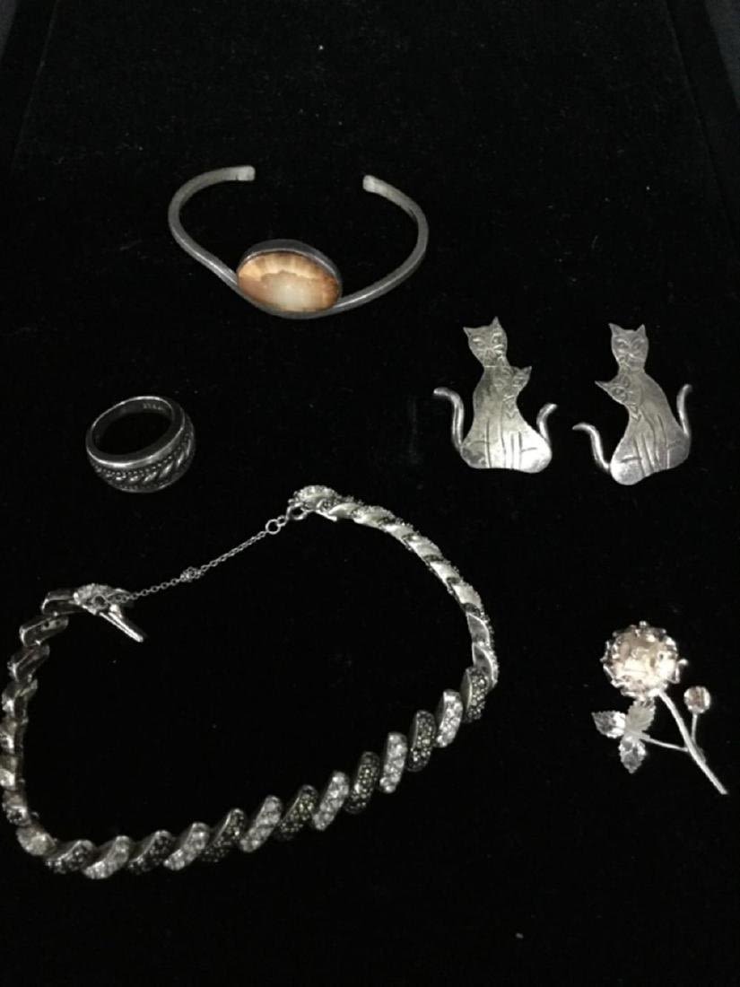 Lot 157: Jewelry Lot