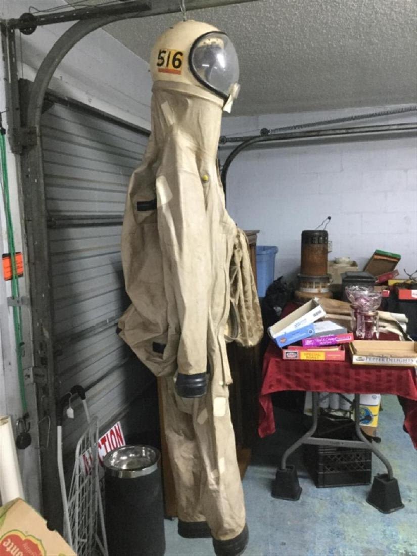Lot 170: Nasa Apollo Scape Suit