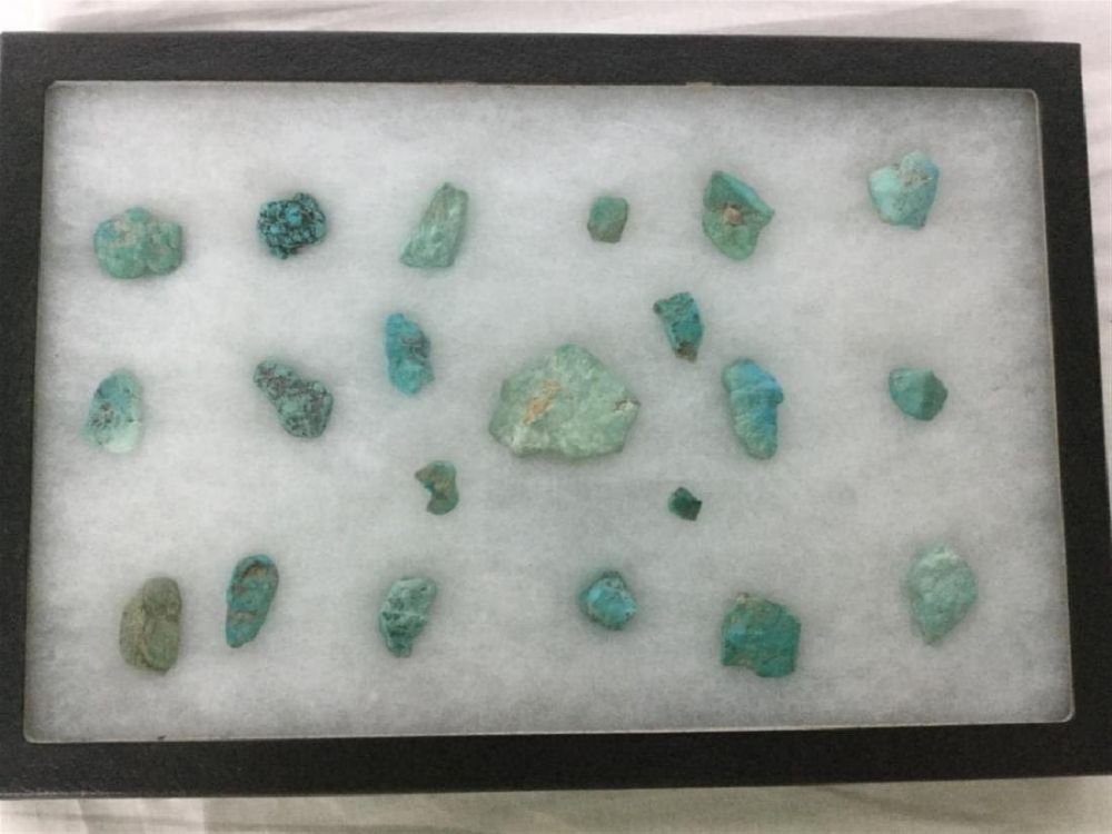 Lot 173: Lot of Turquoise Stones