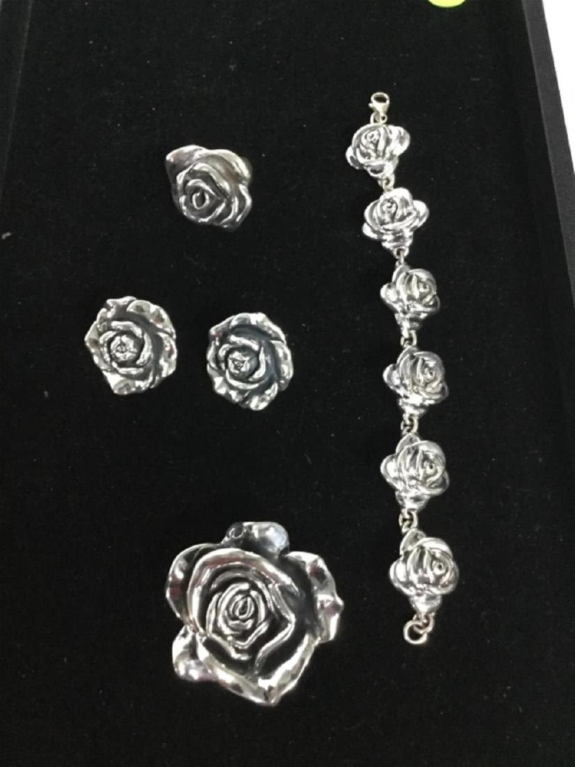 Lot 174: Sterling Silver Jewelry Lot