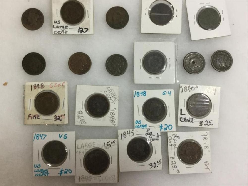 Lot 177: Large Cent Coin Lot