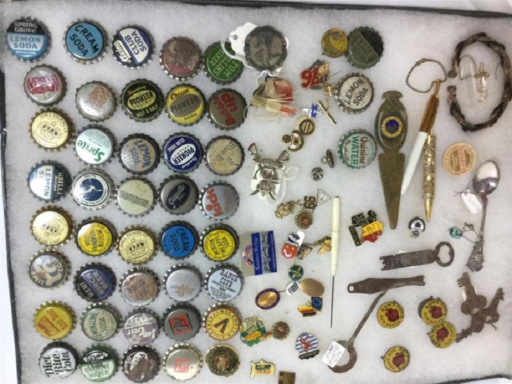 Lot 178: Bottle caps & misc pins