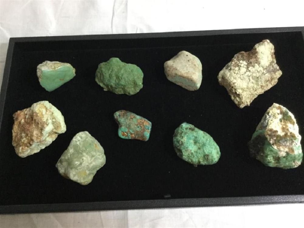 Lot 190: Turquoise Specimans