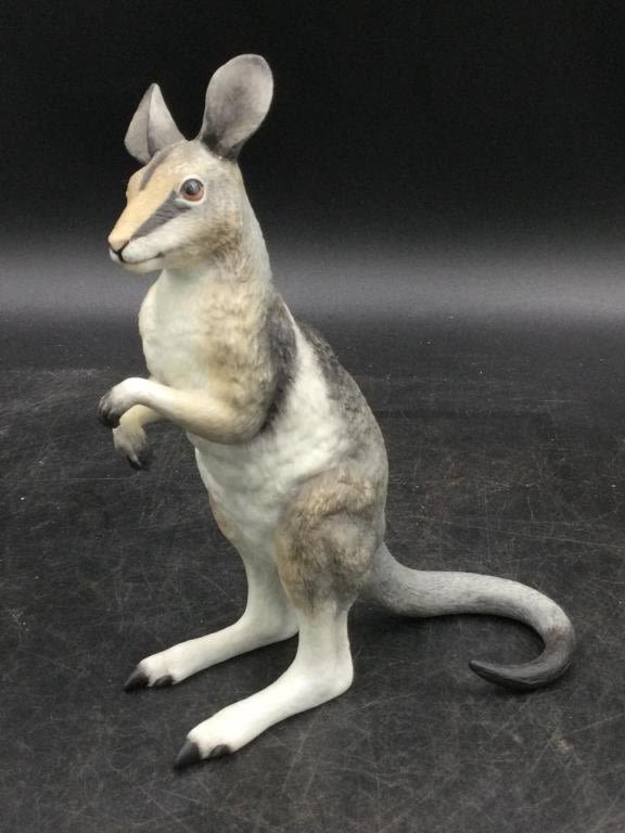 Lot 171: Lenox Kangaroo Wallaby