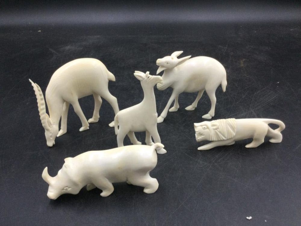 Lot 182: Carved  Animals