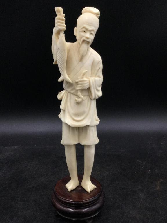 Lot 187: Vintage Carved Man