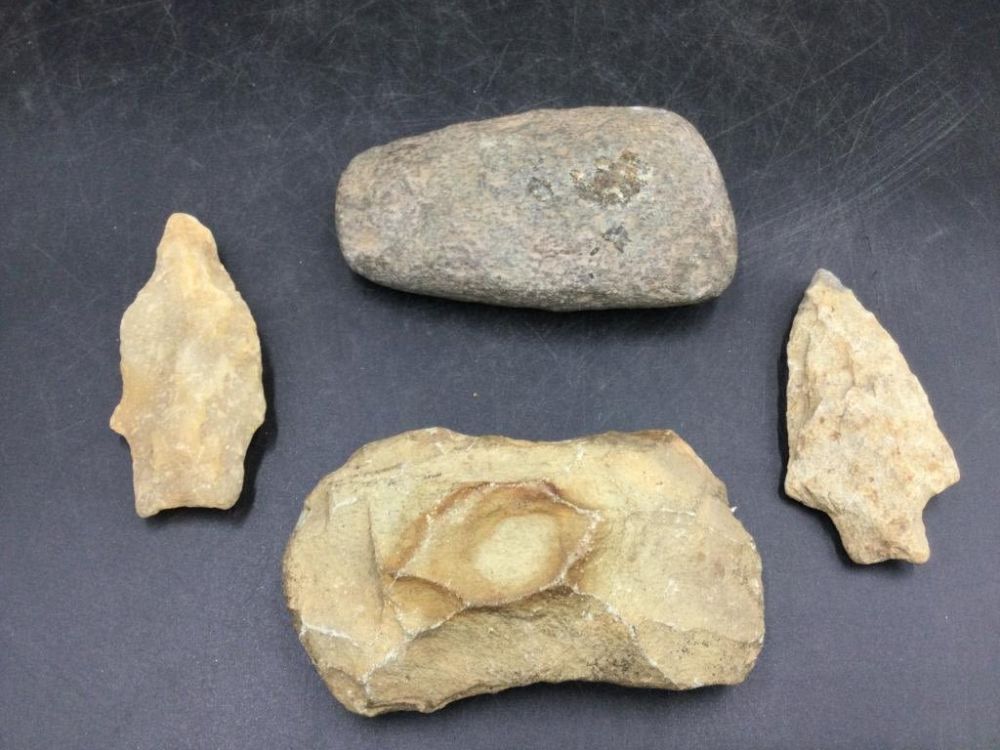 Lot 197: Artifacts