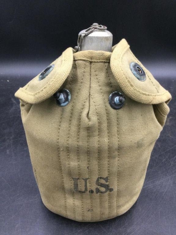 Lot 200: Vintage 1942 US Military Canteen