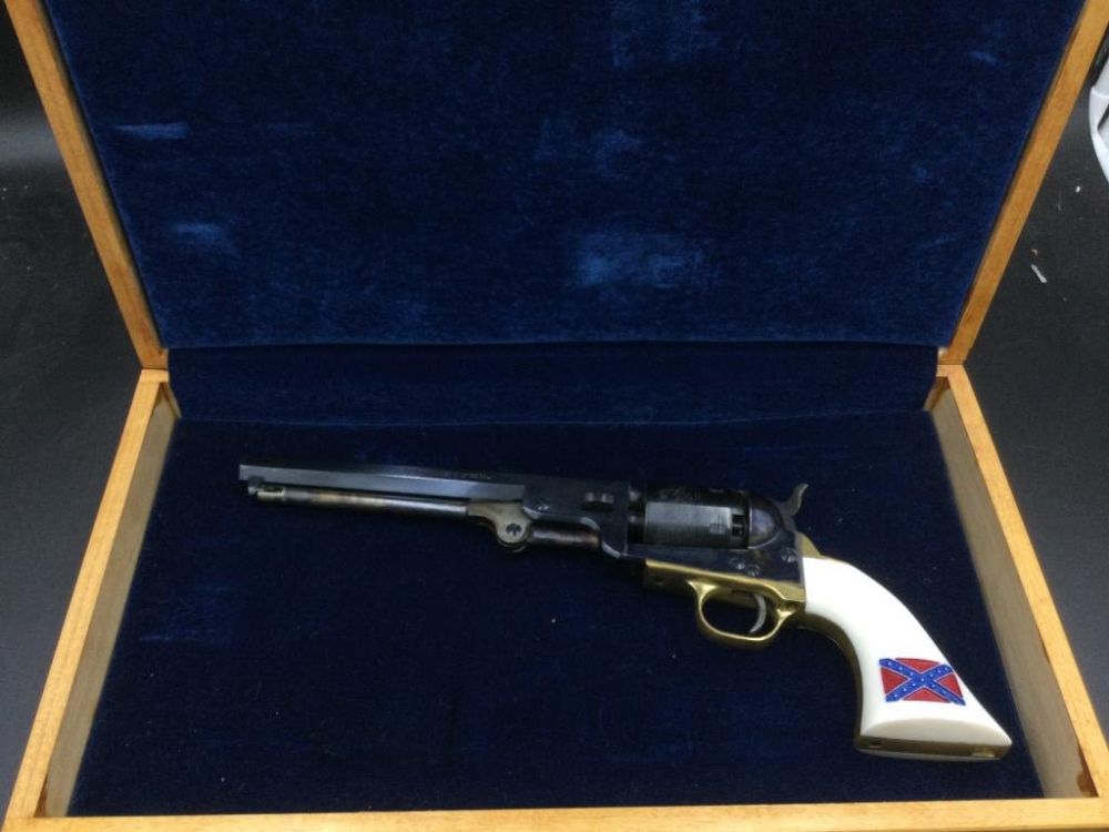 Lot 162: F. llpietta Black Power Gun
