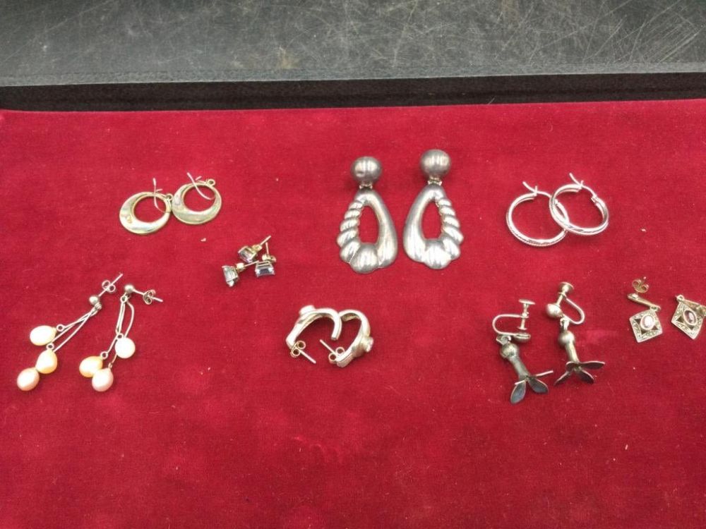 Lot 227: Sterling Earrings