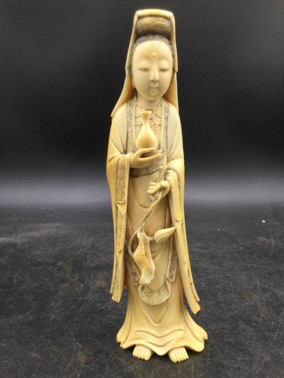 Lot 232: Vintage Carved Lady