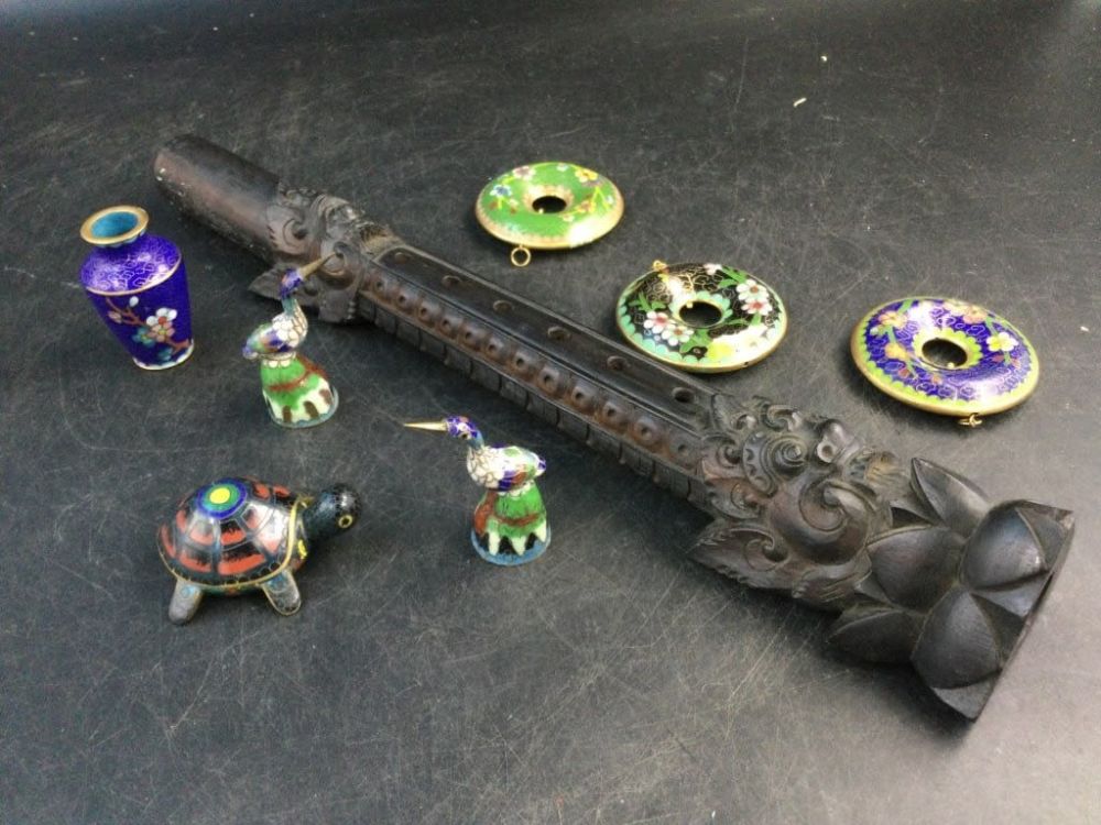Lot 155: Vintage Mix Lot
