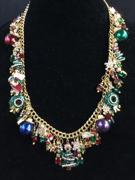Lot 169: Lunch at the Ritz Necklace