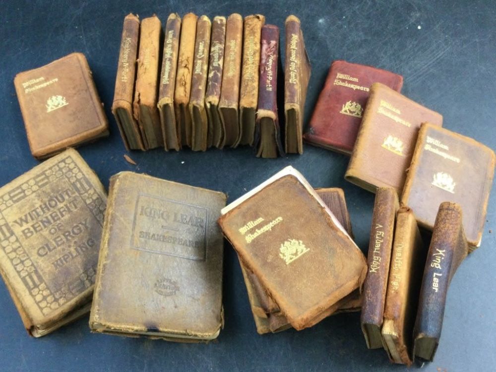 Lot 174: Vintage Miniature Books