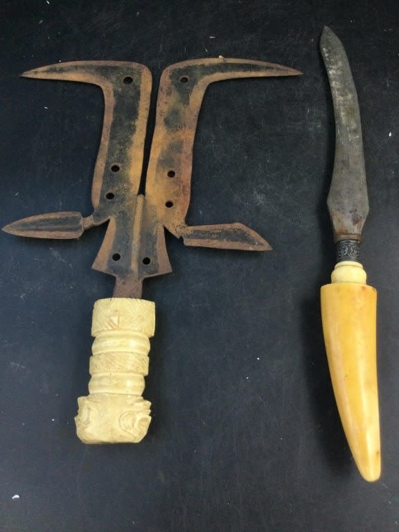 Lot 177: Vintage Knives with Ivory Handles