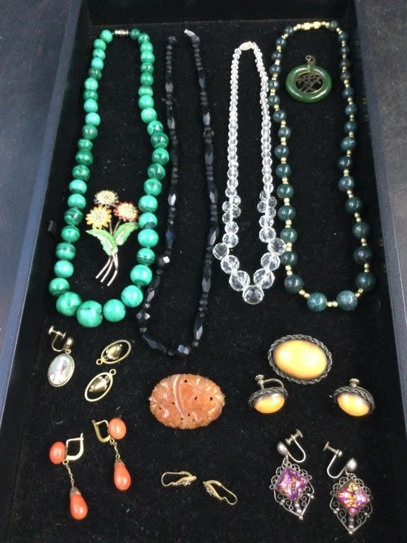 Lot 193: Jewelry Lot